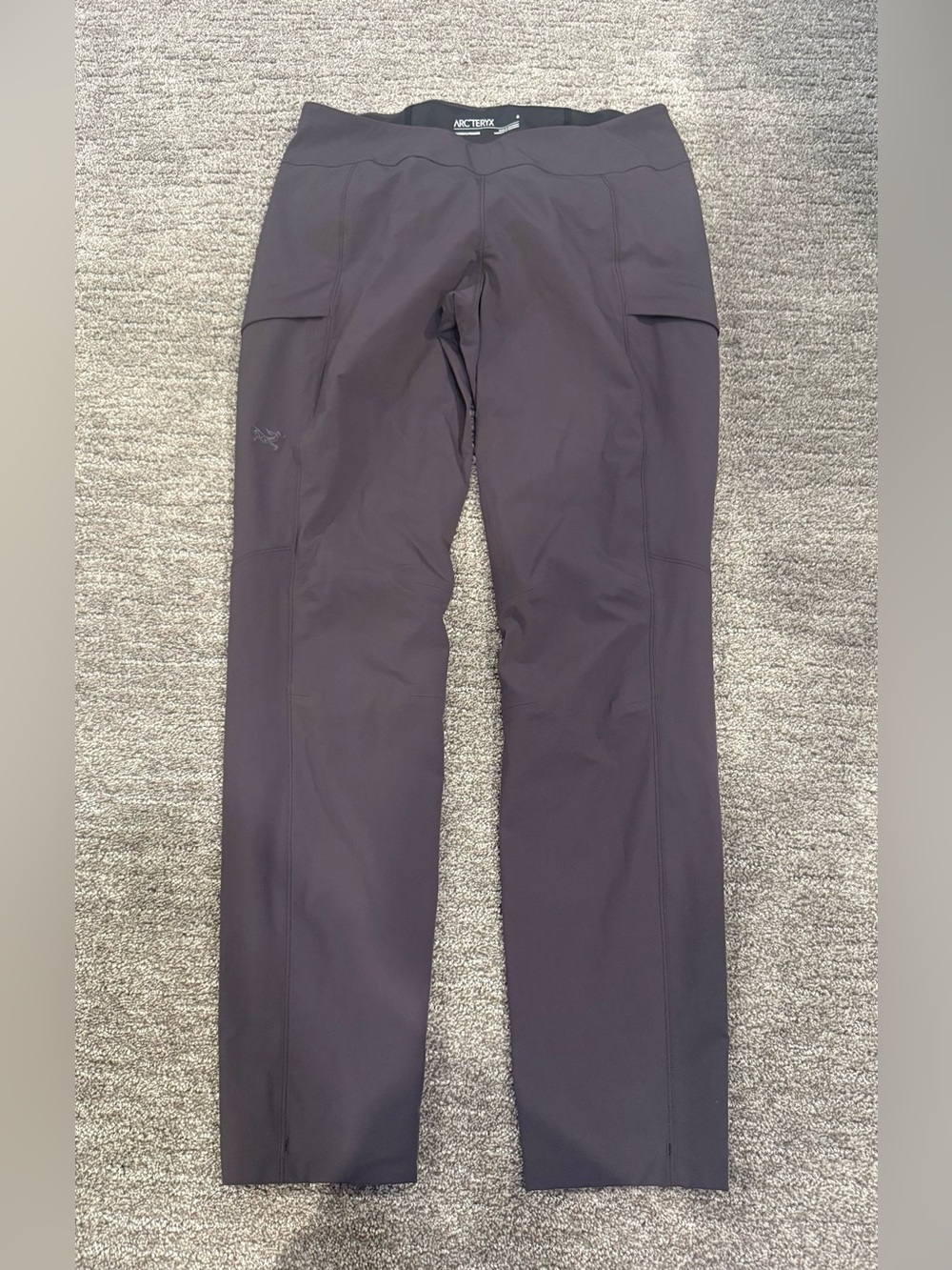 Arc'teryx Women's Sabria Pants - muted purple
